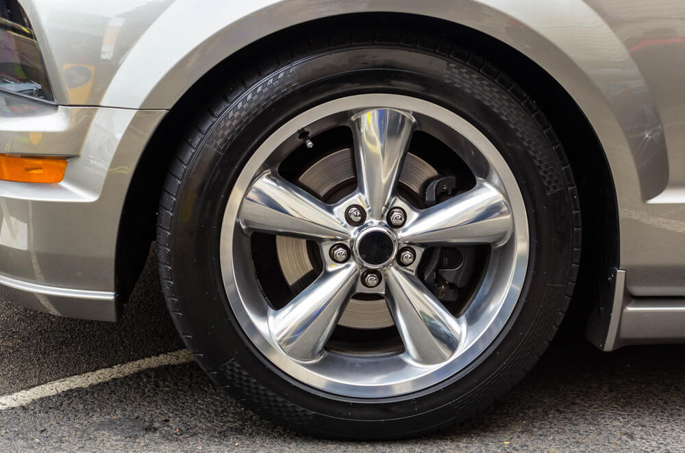 advantages-and-disadvantages-of-low-profile-tires-autounleashed